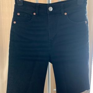 Black bermuda jean shorts